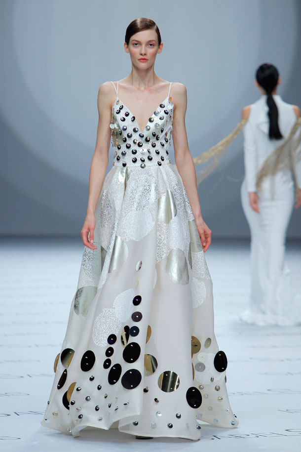 ilovebrides.pt Isabel Sanchis 2019 Noiva BBFW18